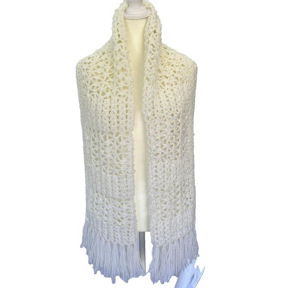 Crocheted White Shawl/Scarf Fall Boho Hippy Granny Retro Cottage Core Ethereal - Picture 2 of 6